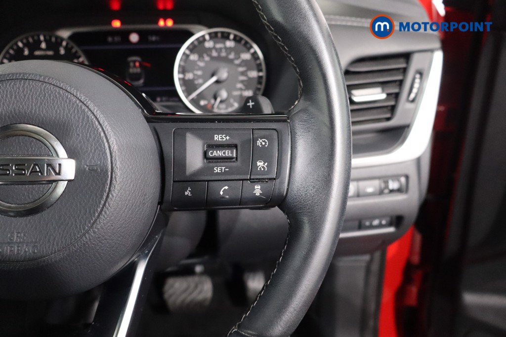 Nissan Qashqai Acenta Premium Automatic Petrol SUV - Stock Number (1572886) - 8th supplementary image