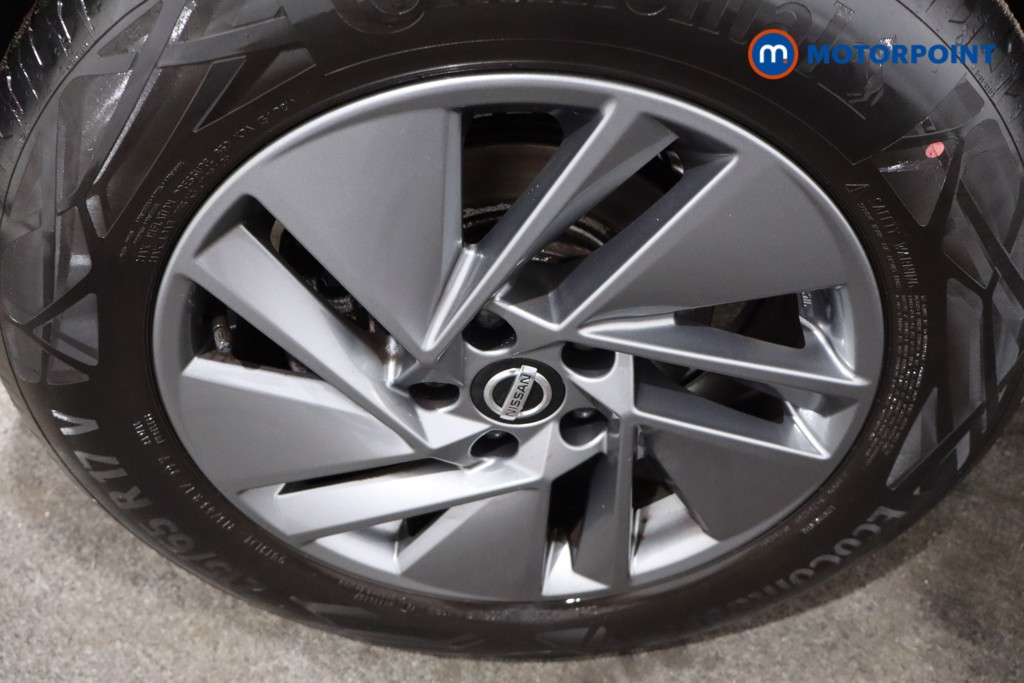 Nissan Qashqai Acenta Premium Automatic Petrol SUV - Stock Number (1572886) - 9th supplementary image