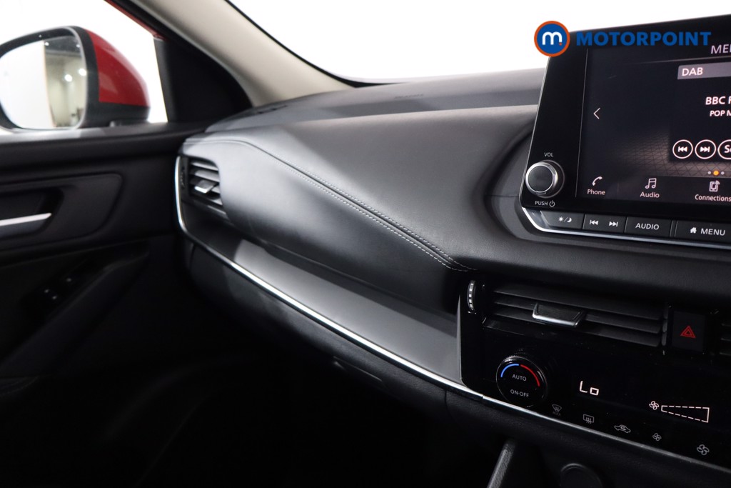 Nissan Qashqai Acenta Premium Automatic Petrol SUV - Stock Number (1572886) - 17th supplementary image