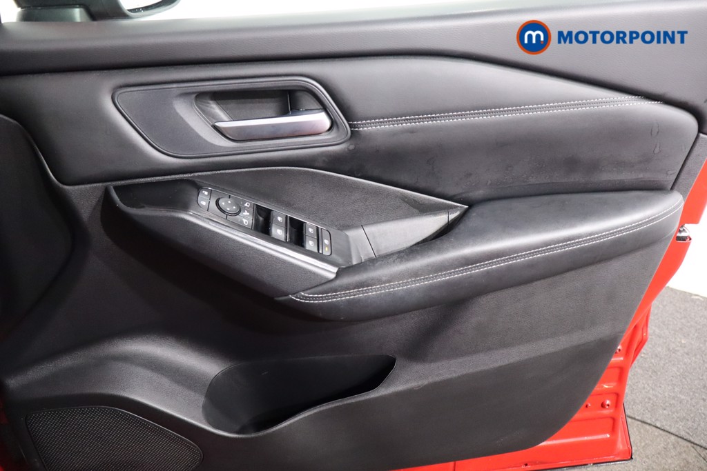 Nissan Qashqai Acenta Premium Automatic Petrol SUV - Stock Number (1572886) - 20th supplementary image