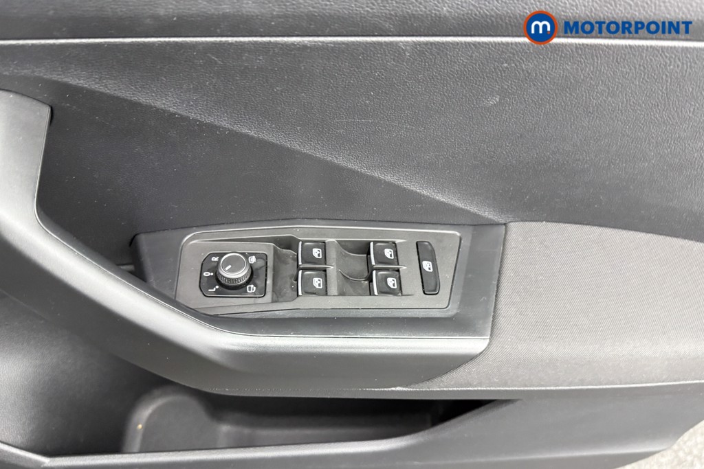 Volkswagen T-Roc Design Manual Petrol SUV - Stock Number (1573490) - 17th supplementary image
