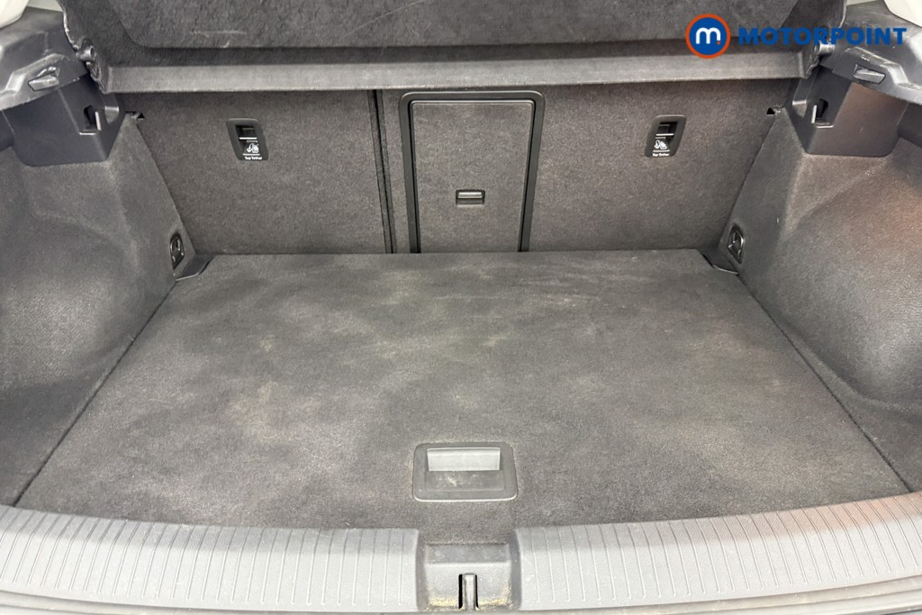Volkswagen T-Roc Design Manual Petrol SUV - Stock Number (1573490) - 22nd supplementary image