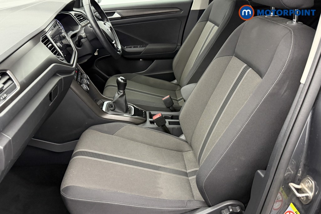 Volkswagen T-Roc Design Manual Petrol SUV - Stock Number (1573490) - 24th supplementary image