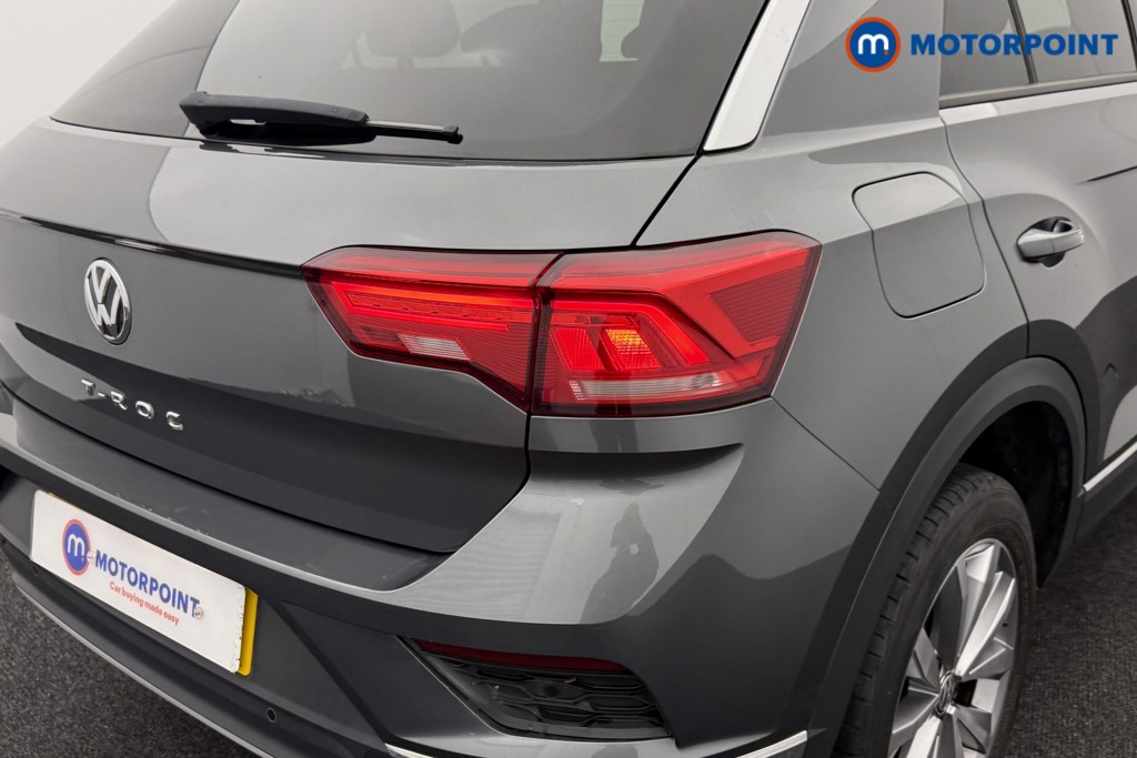 Volkswagen T-Roc Design Manual Petrol SUV - Stock Number (1573490) - 28th supplementary image