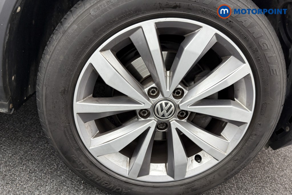 Volkswagen T-Roc Design Manual Petrol SUV - Stock Number (1573490) - 34th supplementary image