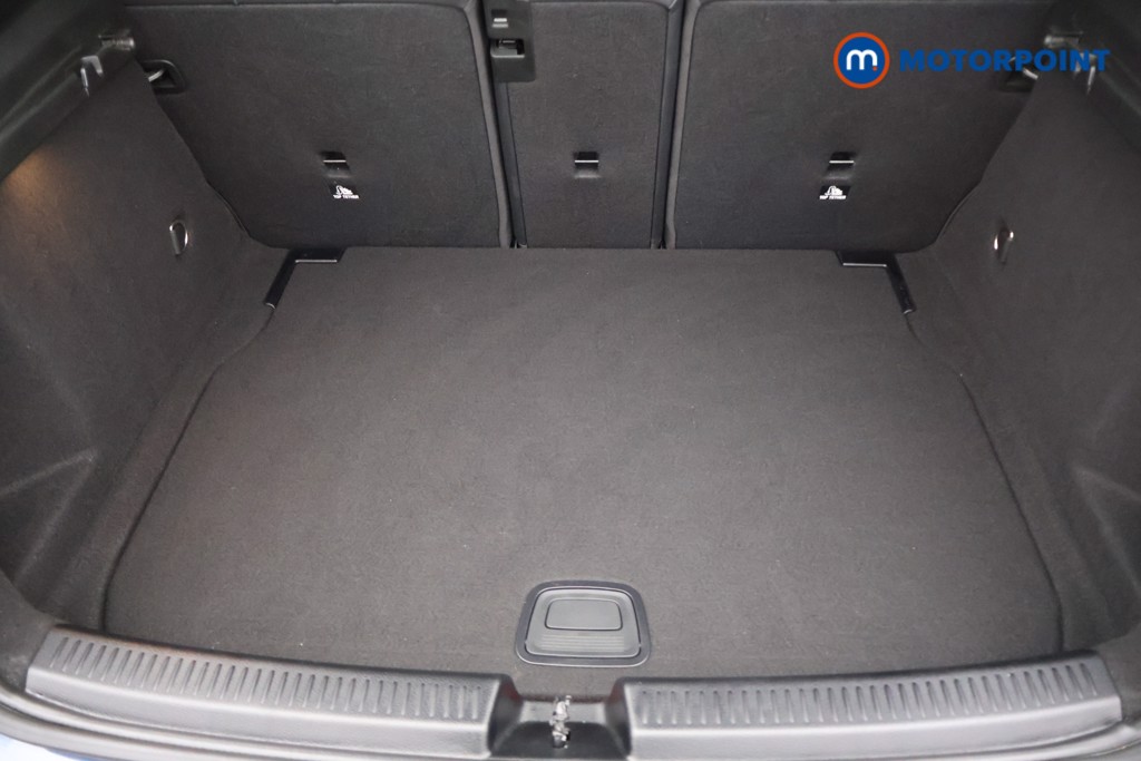 Mercedes-Benz A Class Amg Line Automatic Petrol Hatchback - Stock Number (1573655) - 11th supplementary image