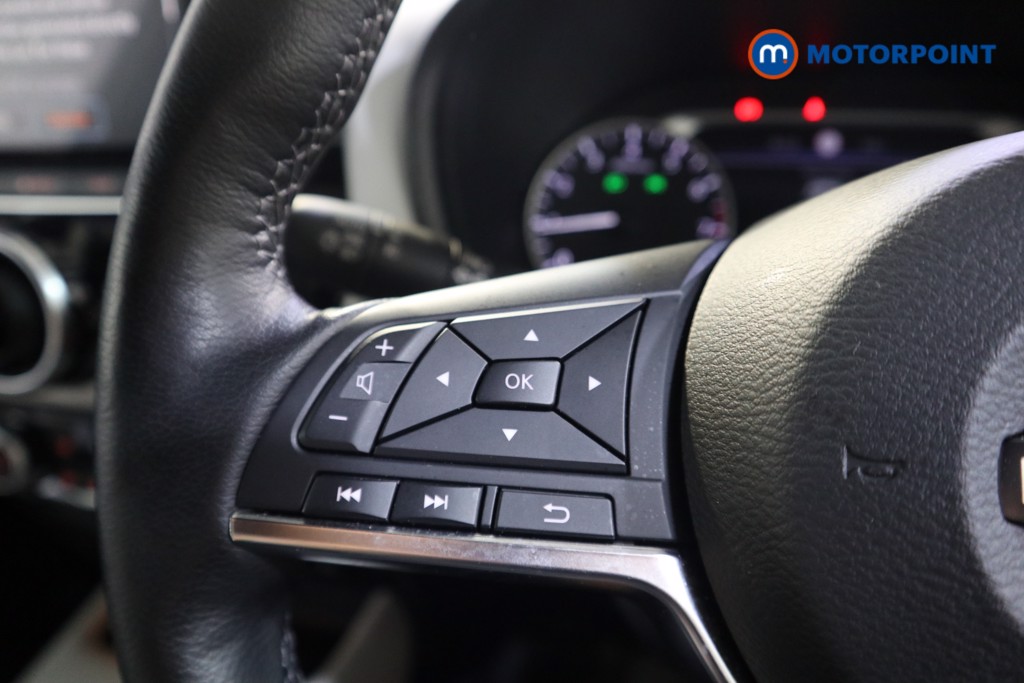 Nissan Juke Tekna-Plus Manual Petrol SUV - Stock Number (1573707) - 4th supplementary image