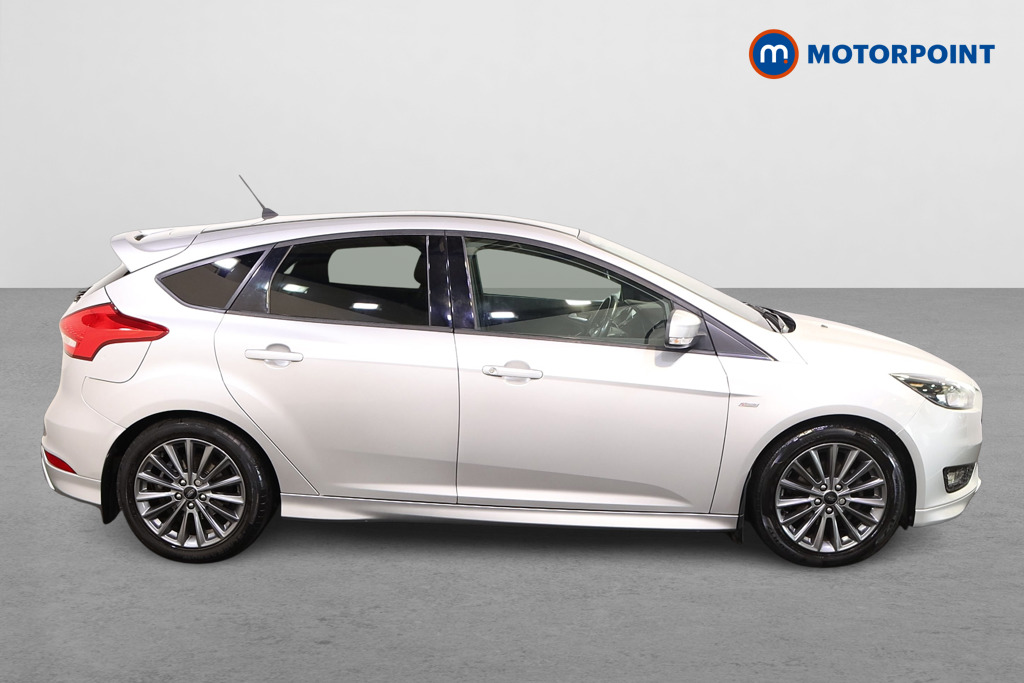 Ford Focus St-Line Manual Petrol Hatchback - Stock Number (1573744) - Drivers side