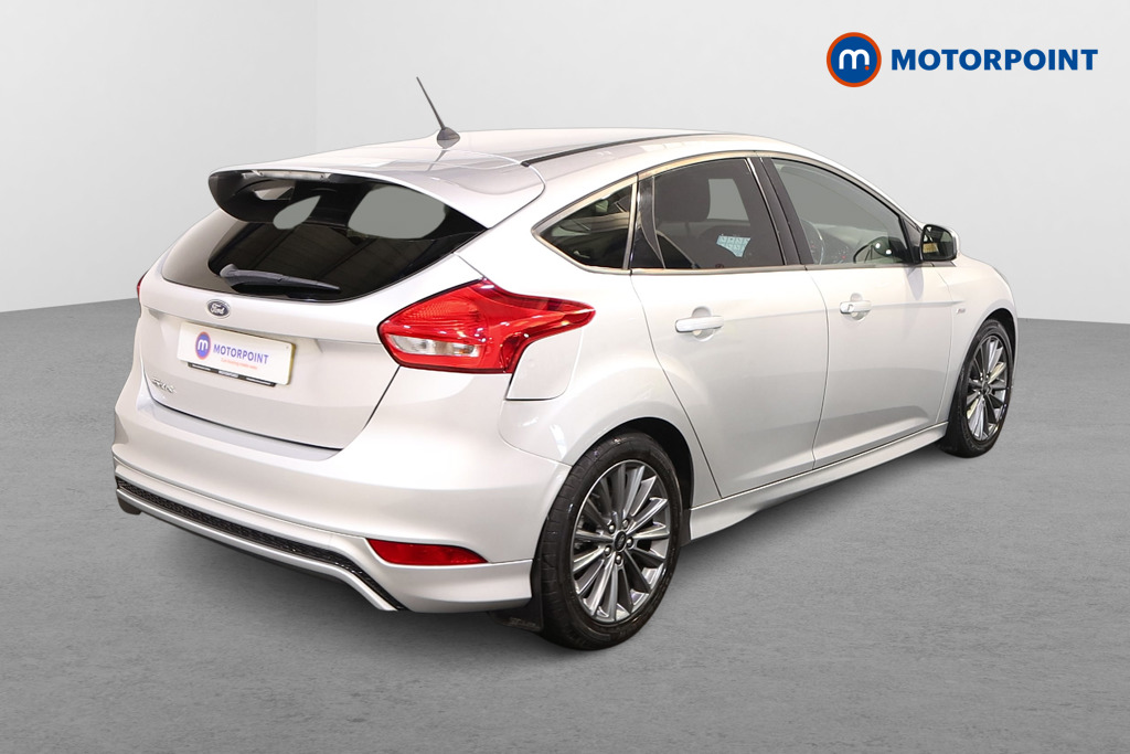 Ford Focus St-Line Manual Petrol Hatchback - Stock Number (1573744) - Drivers side rear corner