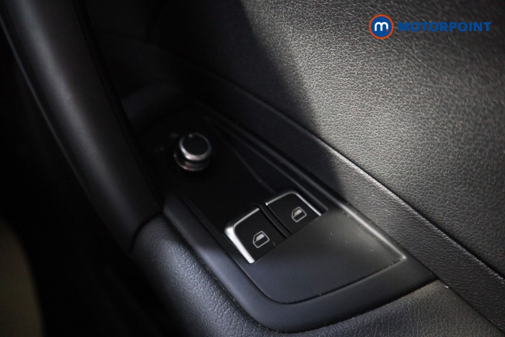 Audi A1 SE Automatic Petrol Hatchback - Stock Number (1573761) - 4th supplementary image