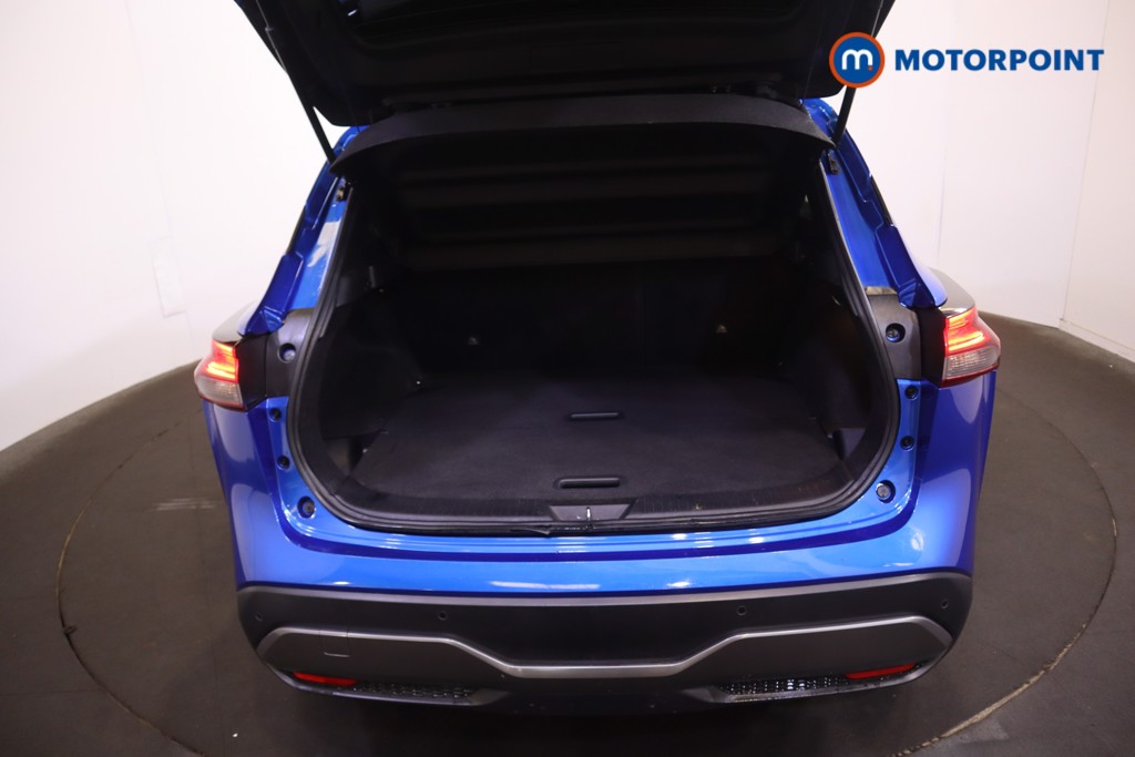 Nissan Qashqai N-Connecta Automatic Petrol-Electric Hybrid SUV - Stock Number (1573797) - 8th supplementary image