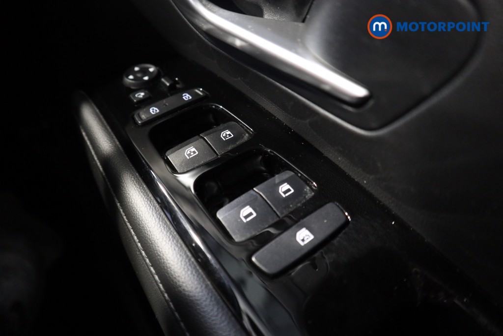 Hyundai Tucson Se Connect Manual Petrol SUV - Stock Number (1573805) - 6th supplementary image