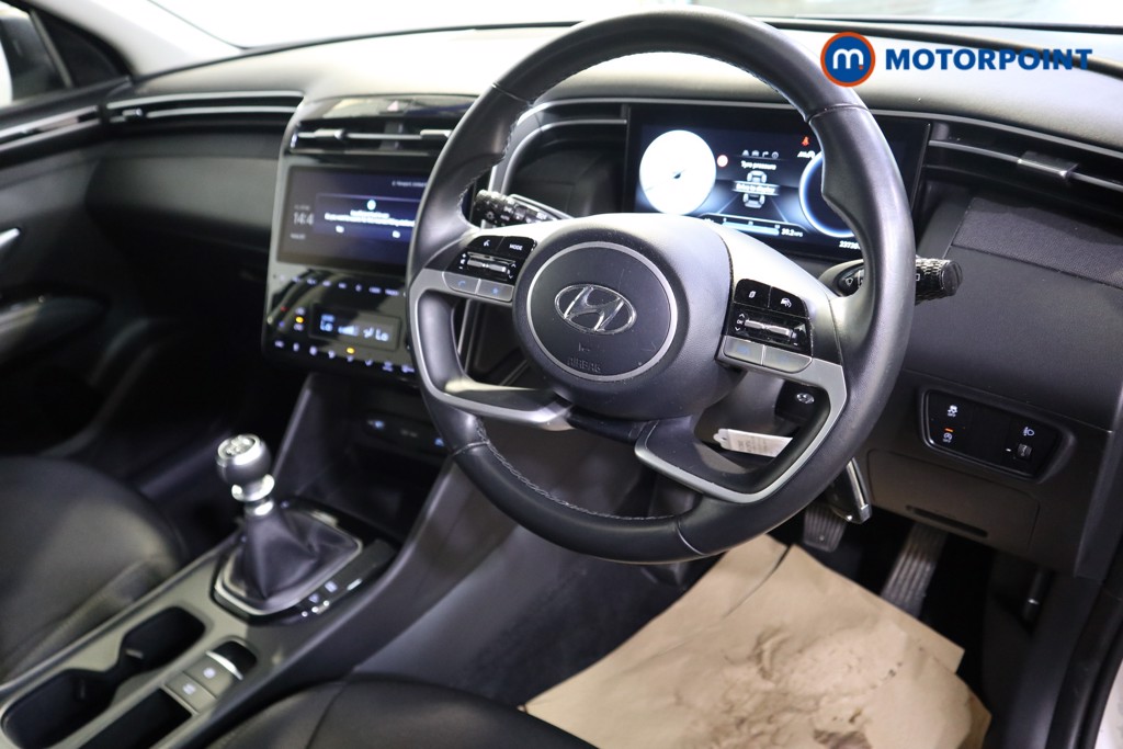 Hyundai Tucson Se Connect Manual Petrol SUV - Stock Number (1573805) - 1st supplementary image