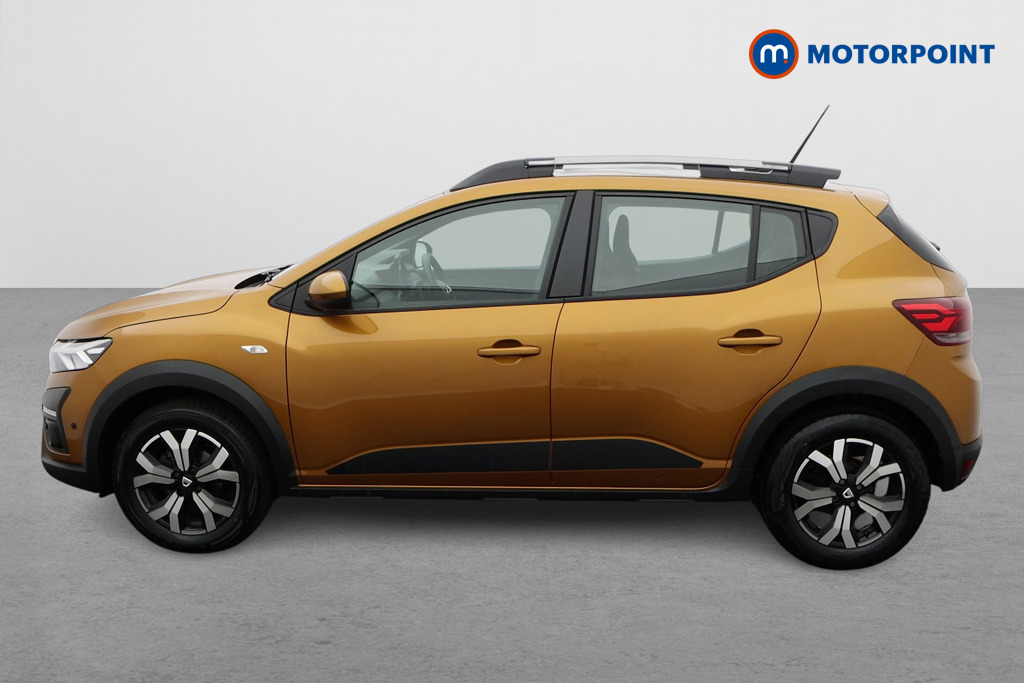 Dacia Sandero Stepway Prestige Automatic Petrol Hatchback - Stock Number (1574021) - Passenger side