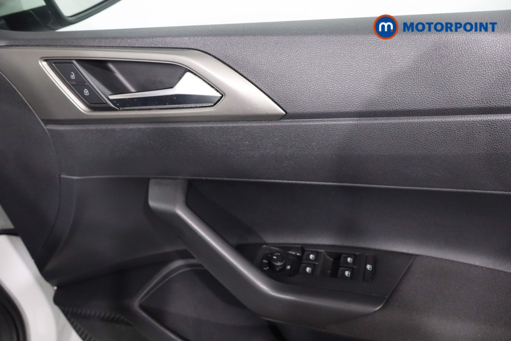 Volkswagen Polo SE Manual Petrol Hatchback - Stock Number (1574025) - 21st supplementary image