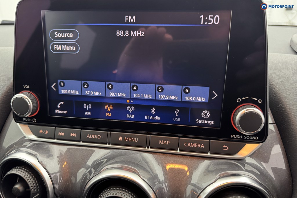 Nissan Juke N-Connecta Manual Petrol SUV - Stock Number (1574100) - 2nd supplementary image