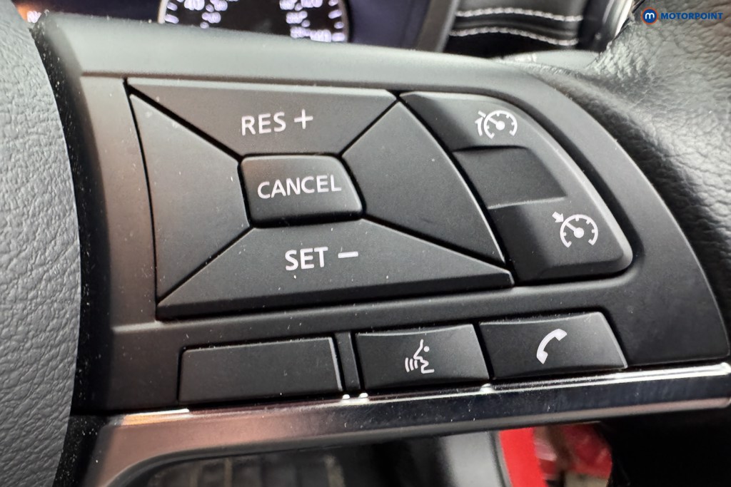 Nissan Juke N-Connecta Manual Petrol SUV - Stock Number (1574100) - 20th supplementary image