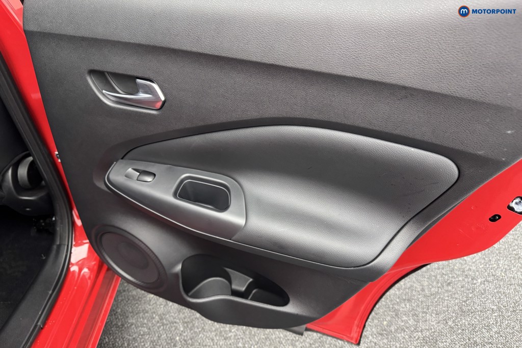 Nissan Juke N-Connecta Manual Petrol SUV - Stock Number (1574100) - 23rd supplementary image