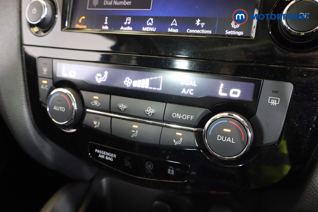Nissan Qashqai N-Connecta Manual Petrol SUV - Stock Number (1574115) - 5th supplementary image