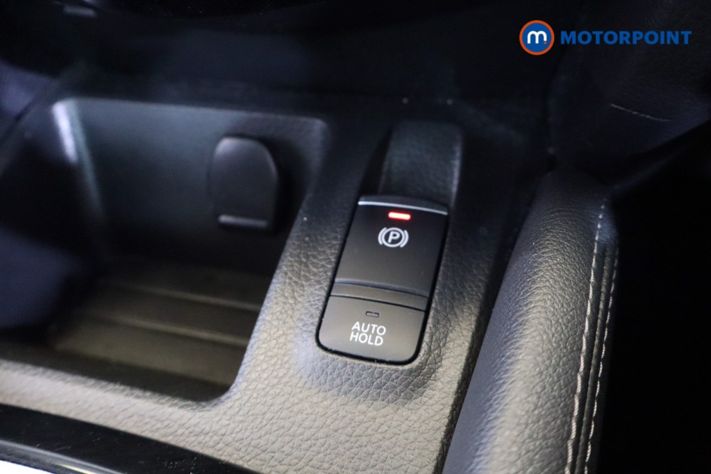 Nissan Qashqai N-Connecta Manual Petrol SUV - Stock Number (1574115) - 6th supplementary image