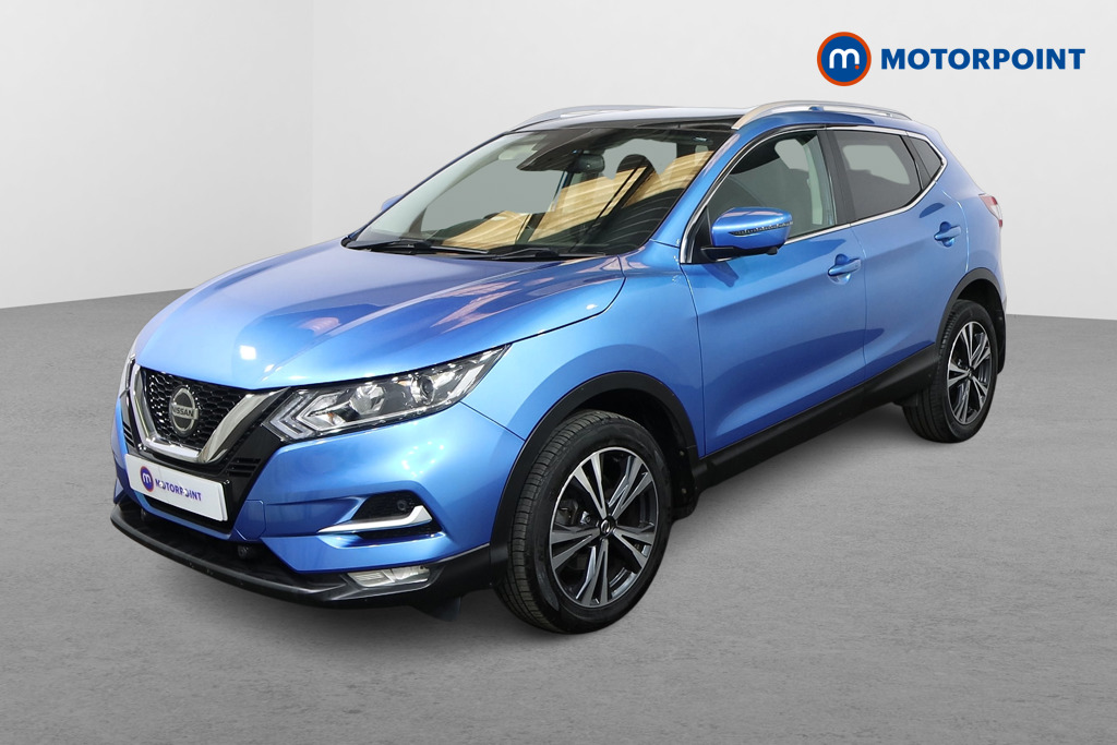 Nissan Qashqai N-Connecta Manual Petrol SUV - Stock Number (1574115) - Passenger side front corner