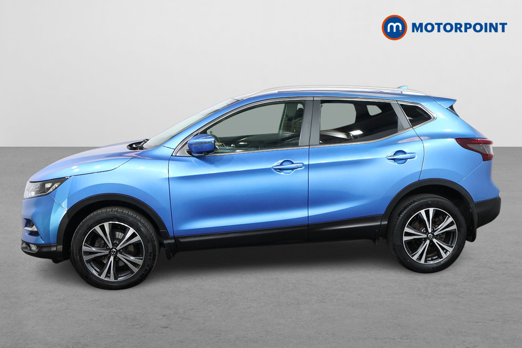 Nissan Qashqai N-Connecta Manual Petrol SUV - Stock Number (1574115) - Passenger side