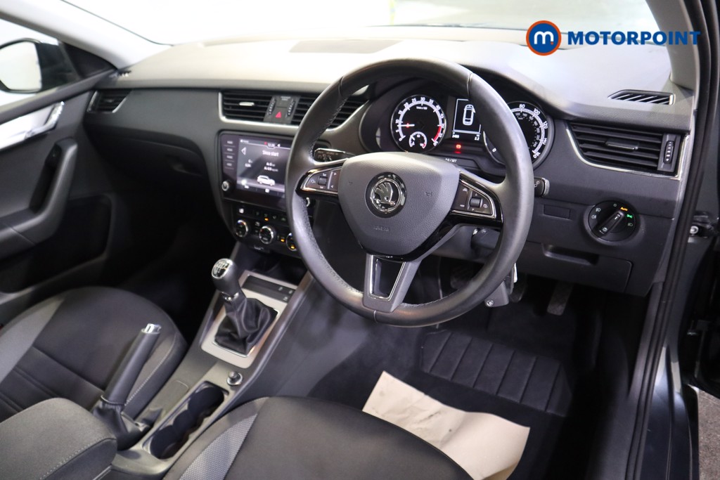Skoda Octavia Se Drive Manual Diesel Estate - Stock Number (1574316) - 1st supplementary image