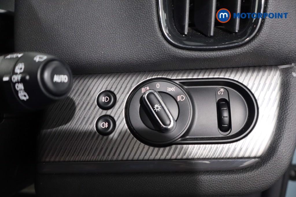 Mini Countryman Cooper Exclusive Automatic Petrol SUV - Stock Number (1574387) - 19th supplementary image
