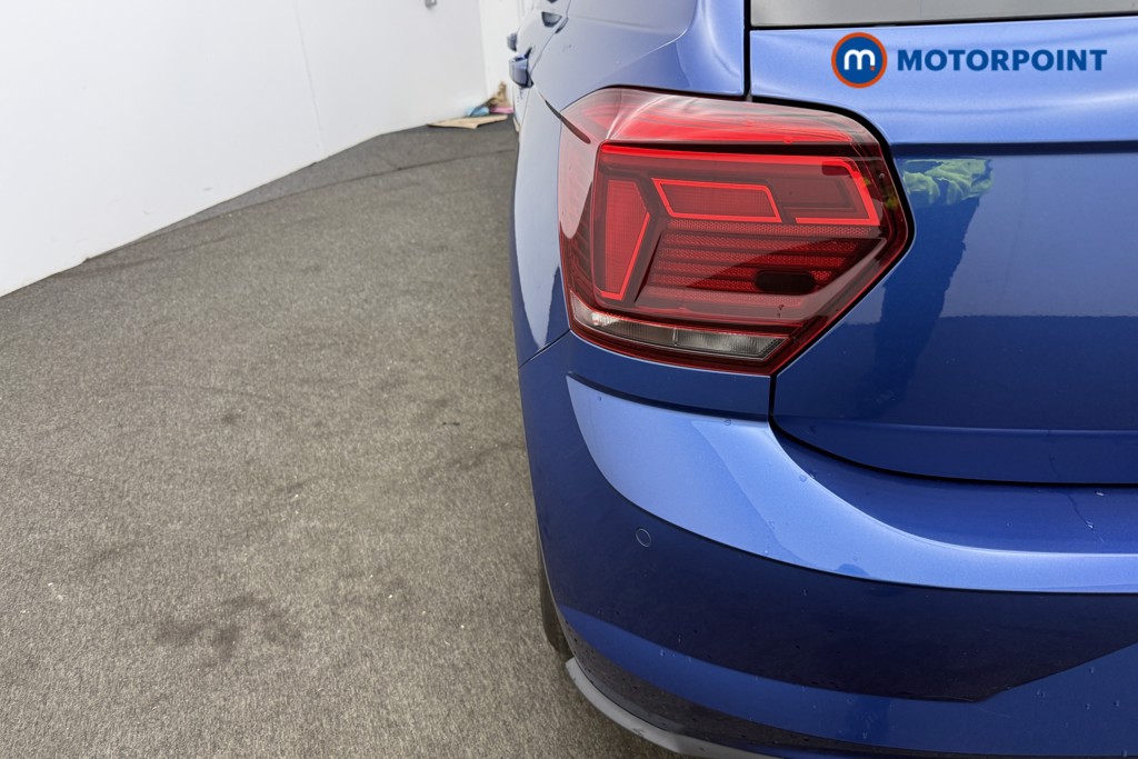 Volkswagen Polo R-Line Manual Petrol Hatchback - Stock Number (1574572) - 5th supplementary image