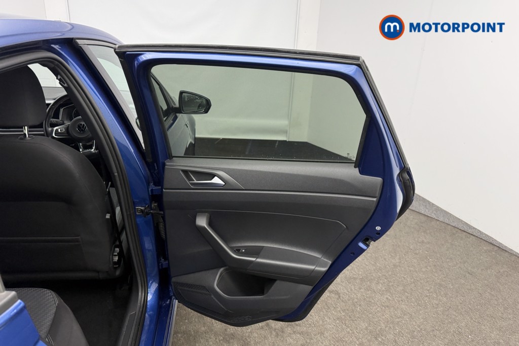 Volkswagen Polo R-Line Manual Petrol Hatchback - Stock Number (1574572) - 11th supplementary image