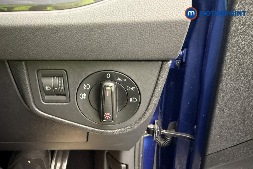 Volkswagen Polo R-Line Manual Petrol Hatchback - Stock Number (1574572) - 13th supplementary image