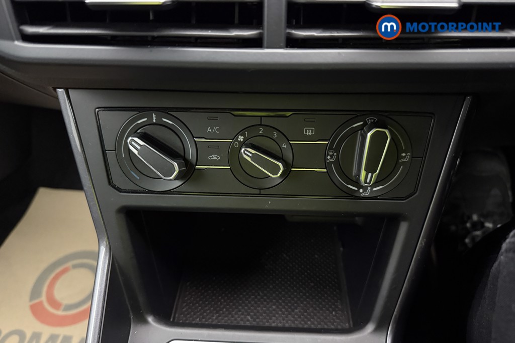 Volkswagen Polo R-Line Manual Petrol Hatchback - Stock Number (1574572) - 19th supplementary image