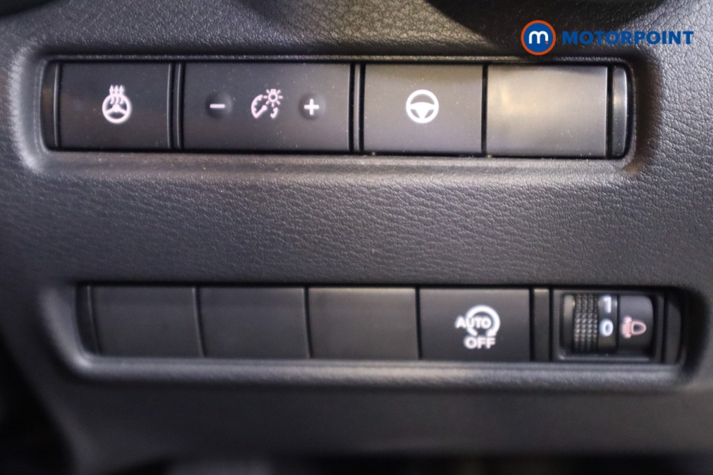 Nissan Juke Tekna Manual Petrol SUV - Stock Number (1574574) - 16th supplementary image