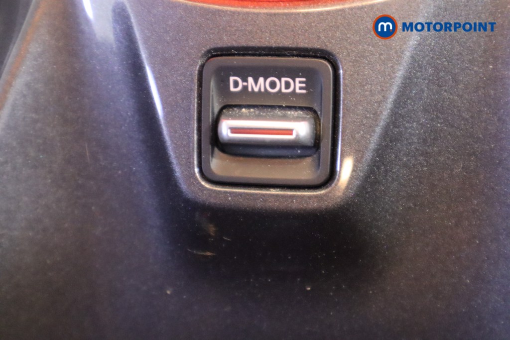 Nissan Juke Tekna Manual Petrol SUV - Stock Number (1574574) - 22nd supplementary image