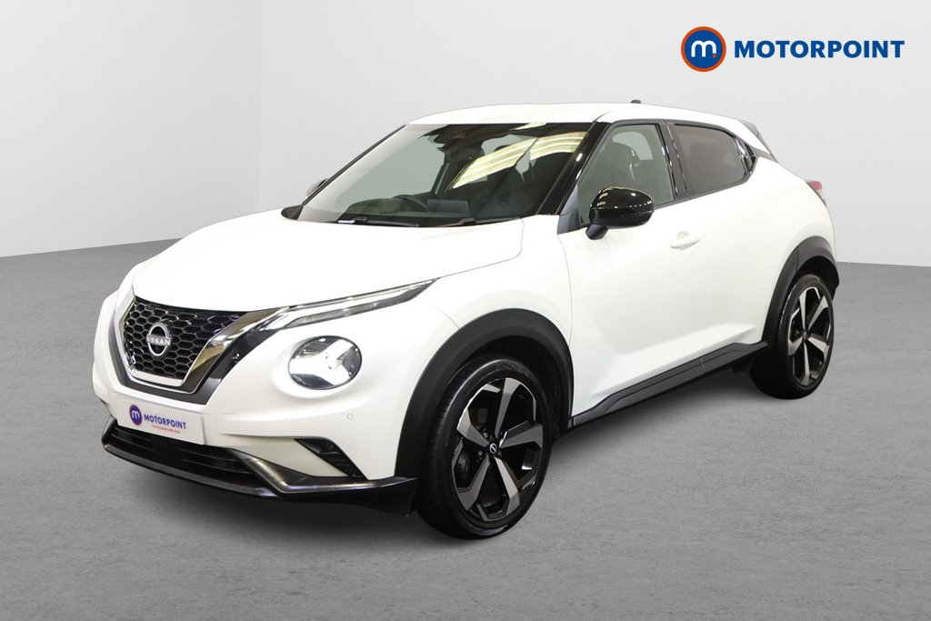 Nissan Juke Tekna Manual Petrol SUV - Stock Number (1574574) - Passenger side front corner