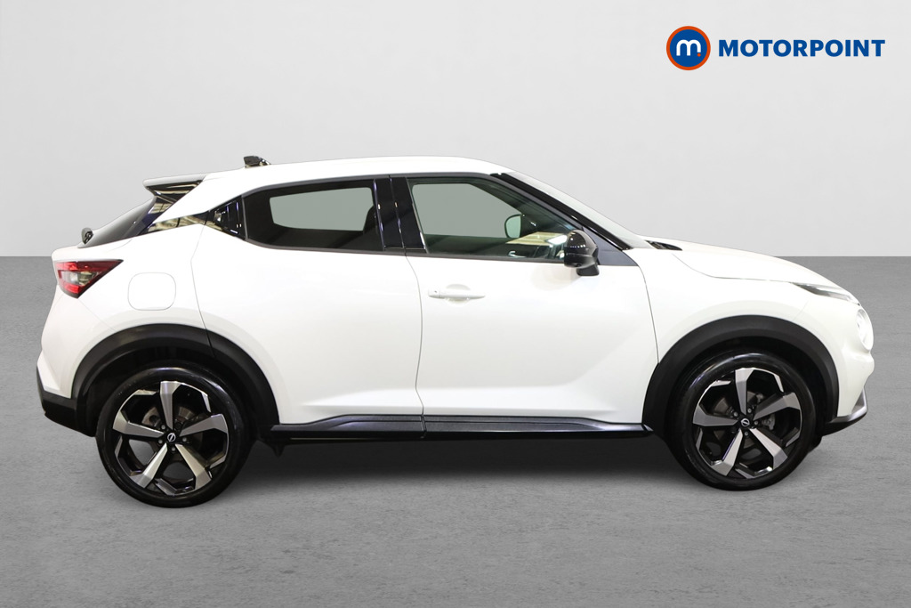 Nissan Juke Tekna Manual Petrol SUV - Stock Number (1574574) - Drivers side