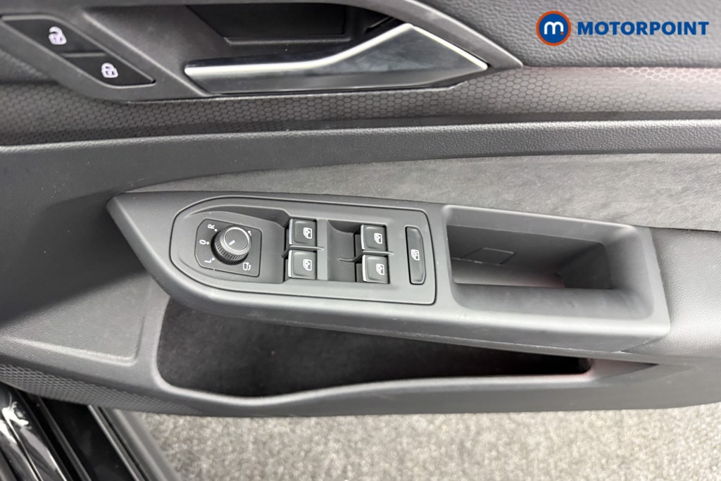 Volkswagen Golf GTI Automatic Petrol Hatchback - Stock Number (1574601) - 17th supplementary image