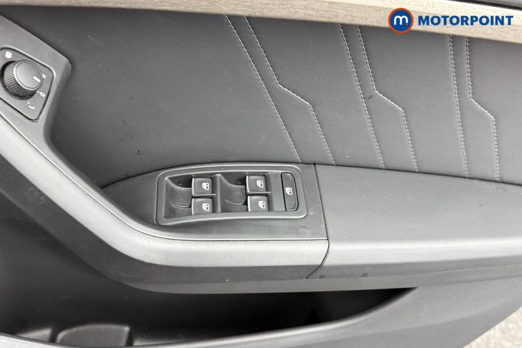 Seat Ateca Xperience Automatic Petrol SUV - Stock Number (1575278) - 17th supplementary image