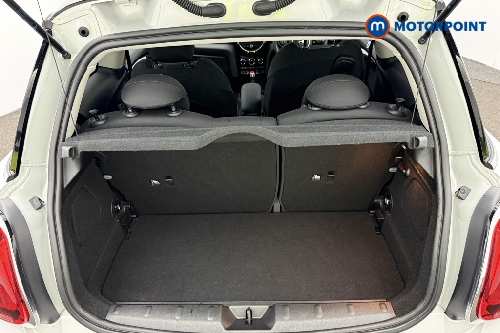 Mini Hatchback Cooper S Classic Manual Petrol Hatchback - Stock Number (1575344) - 7th supplementary image