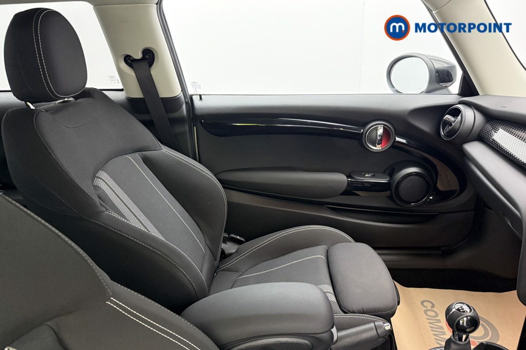 Mini Hatchback Cooper S Classic Manual Petrol Hatchback - Stock Number (1575344) - 14th supplementary image