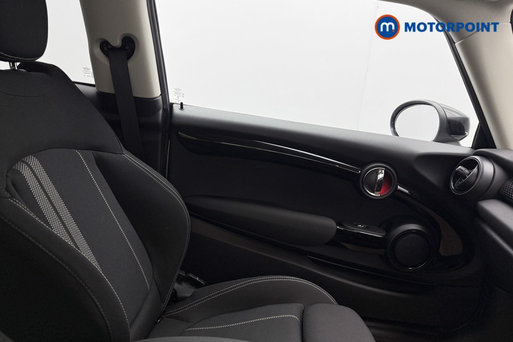 Mini Hatchback Cooper S Classic Manual Petrol Hatchback - Stock Number (1575344) - 25th supplementary image