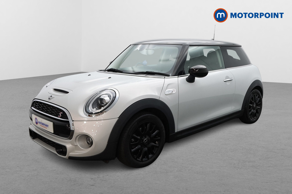 Mini Hatchback Cooper S Classic Manual Petrol Hatchback - Stock Number (1575344) - Passenger side front corner
