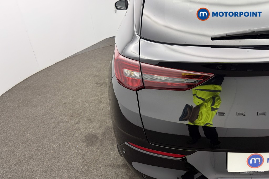 Vauxhall Grandland Gs Line Automatic Petrol Plug-In Hybrid SUV - Stock Number (1575455) - 9th supplementary image