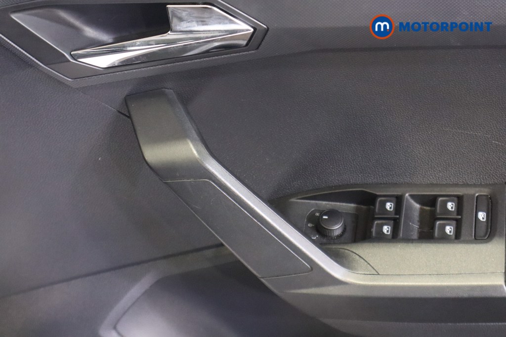 Seat Arona Se Technology Manual Petrol SUV - Stock Number (1575635) - 14th supplementary image