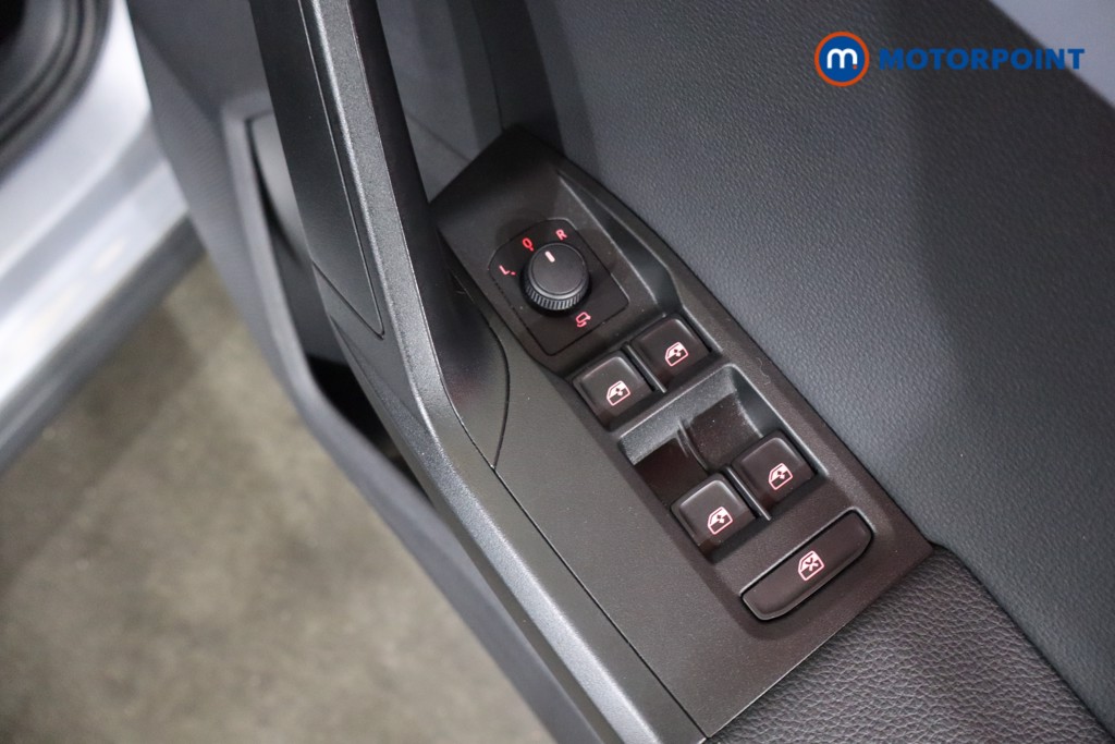 Seat Arona Fr Sport Automatic Petrol SUV - Stock Number (1575812) - 18th supplementary image