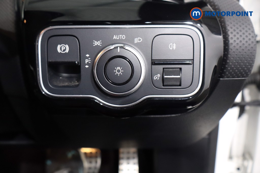 Mercedes-Benz CLA Amg Line Automatic Petrol Coupe - Stock Number (1575865) - 21st supplementary image