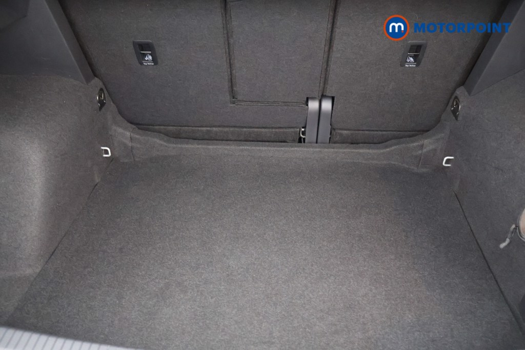 Volkswagen Tiguan R-Line Automatic Petrol SUV - Stock Number (1576143) - 11th supplementary image