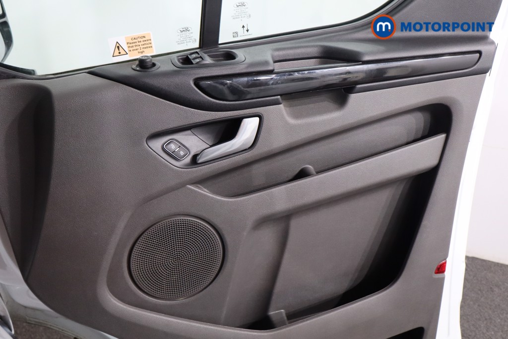 Ford Transit Custom Limited Automatic Diesel Crew Bus - Stock Number (1561994) - 22nd supplementary image