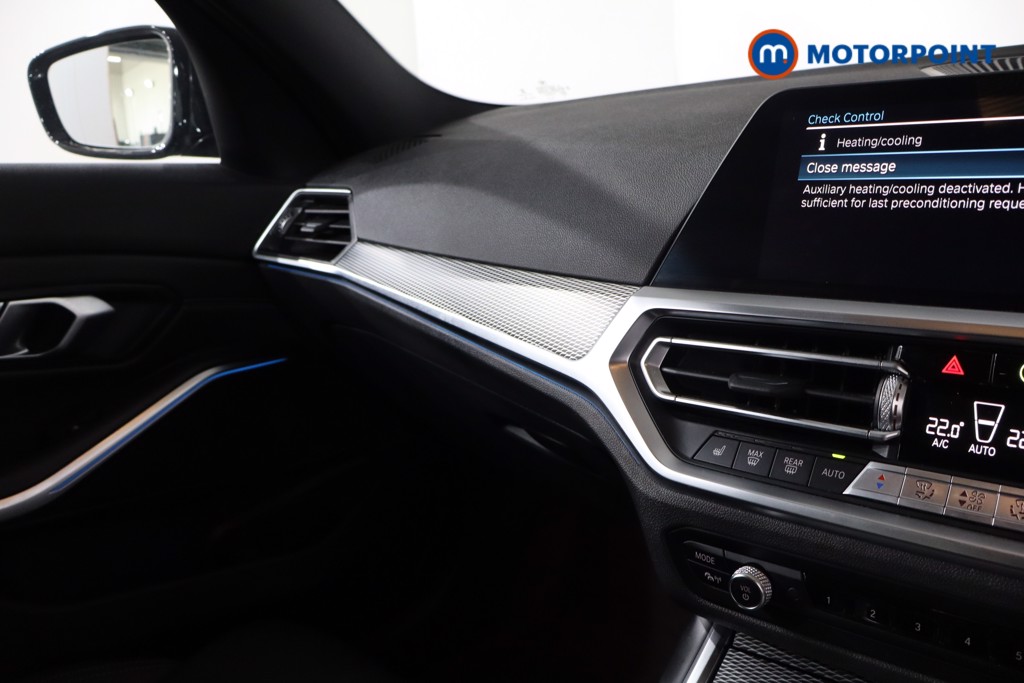 BMW 3 Series M Sport Automatic Petrol Plug-In Hybrid Estate - Stock Number (1566016) - 17th supplementary image