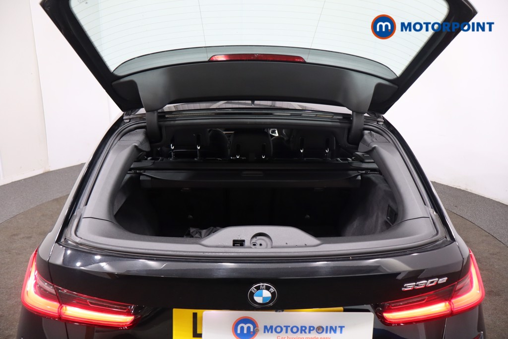BMW 3 Series M Sport Automatic Petrol Plug-In Hybrid Estate - Stock Number (1566016) - 32nd supplementary image